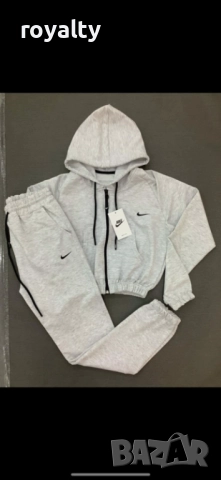 Nike дамски спортен екип 
