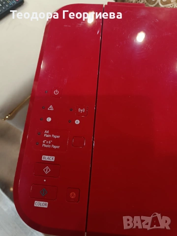 Цветен принтер! Трябва само да си купите двете  касети!, снимка 2 - Принтери, копири, скенери - 53424664