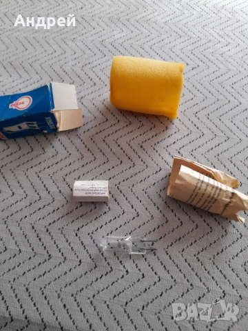 Стар крушка Narva Halogen, снимка 2 - Други ценни предмети - 52977768