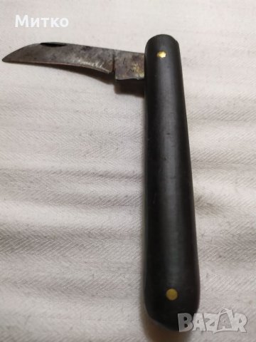 Рядко ножче с дървена дръжка ВТ , снимка 1 - Колекции - 26853153