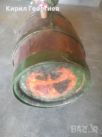 старо малко дървено буре - орнаменти - , снимка 2 - Бидони, бурета и бъчви - 53160483