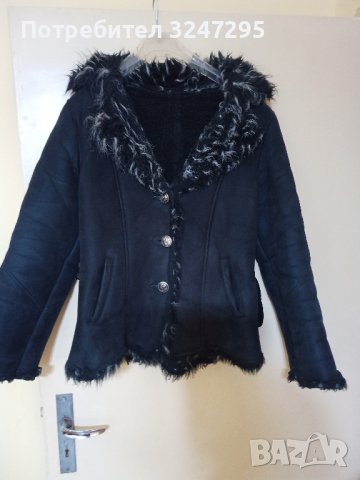 Продавам запазено топло палто 