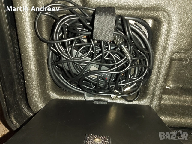 Продавам отлично работеща стара VHS видеокамера, снимка 8 - Антикварни и старинни предмети - 53335700