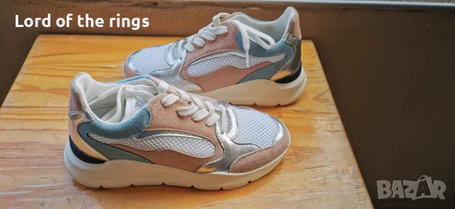 Оригинални маркови дамски сникърси LA FILLE DES FLEURS - 37 номер