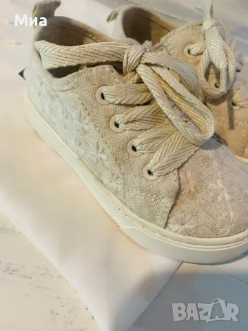 Памучни флорални сникърси Zara, снимка 2 - Детски маратонки - 49926911