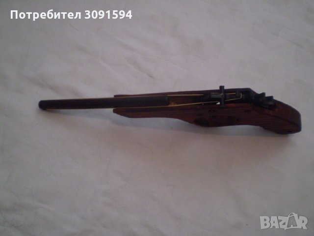Изработено на ръка дървен пистолет детска играчка, снимка 4 - Колекции - 33339635