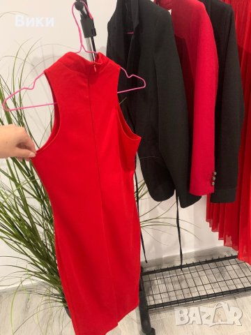 Червена рокля, снимка 8 - Рокли - 43501082