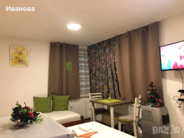 Варна  -  Студио Орхидея до Морската градина ИУ, снимка 9 - Квартири, нощувки - 22094275