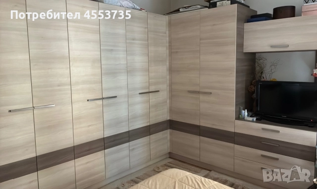 Спален комплект със спалня и голям гардероб, снимка 1