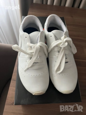 Venturelli маратонки пантофи за деца , снимка 2 - Маратонки - 53504040