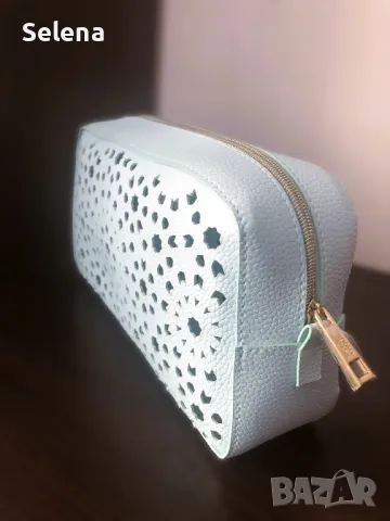 Нов козметичен несесер Esteé Lauder, снимка 3 - Други - 47351450