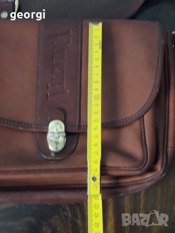 Италианска кожена чанта през рамо от естествена кожа Valentina   2/3, снимка 14 - Арт сувенири - 32664384