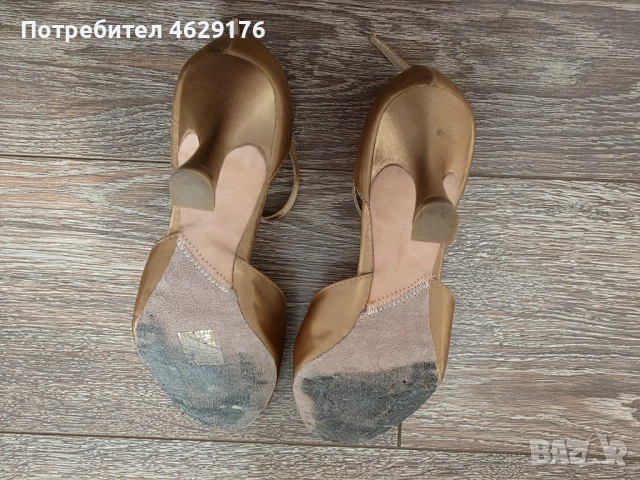 Обувки за латино и салса танци Capezio – размер 39, отлично състояние, снимка 4 - Дамски обувки на ток - 52133187