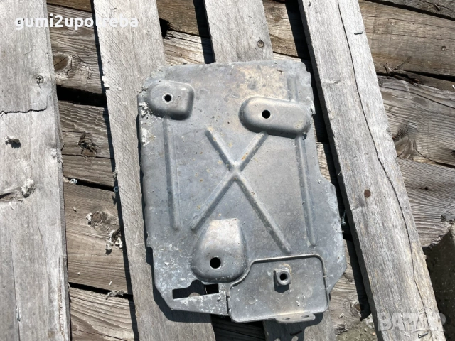 Стойка Подложка за Акумулатор 1EA915331C Volkswagen ID.3 E11 pro, снимка 4 - Части - 51762621