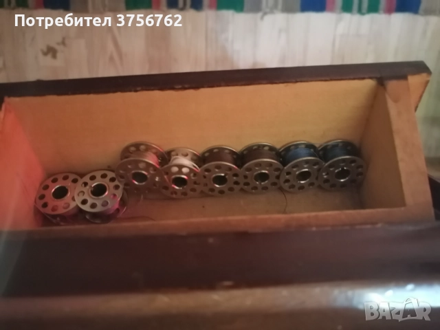 Продавам много запазена шевна машина от соца, снимка 6 - Шевни машини - 52213670