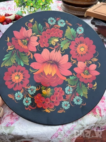 Ръчно рисувани чинии за стена