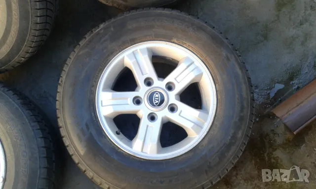 Зимни гуми с джанти киа соренто бартер, снимка 3 - Гуми и джанти - 48602951