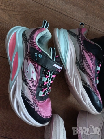 Три чифта 32н. Adidas, Skechers, Reserved , снимка 3 - Детски маратонки - 53563261
