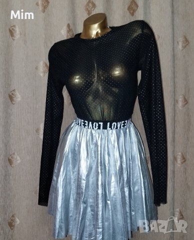  К-т S/M Черна прозрачна блуза със сребристи точки и сребриста пола с кожен ефект, снимка 5 - Поли - 43722543