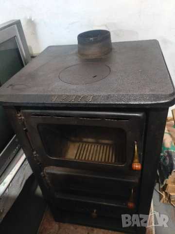 Камина на дърва с водна риза Прити 9 kW 