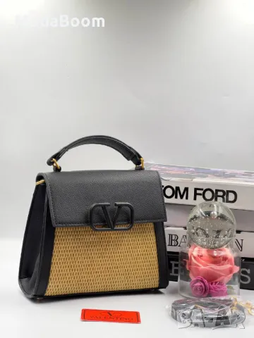 Valentino дамски чанти Различни цветове , снимка 10 - Чанти - 48835540