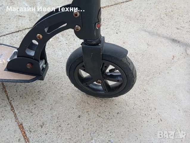 тротинетка , снимка 6 - Детски велосипеди, триколки и коли - 47300146