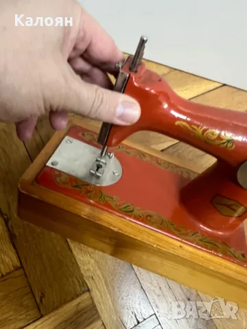 Детска машина за шиене руска , снимка 2 - Други ценни предмети - 48263571