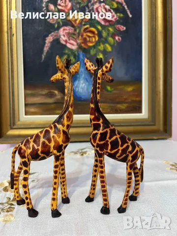 Винтидж дървени фигурки на жирафи в отлично състояние.Ръчно изработени., снимка 2 - Колекции - 49688397