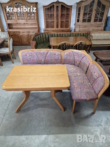 Масивен Кухненски Ъгъл с Разтегателна Маса-внос от Германия!, снимка 3 - Дивани и мека мебел - 48964448