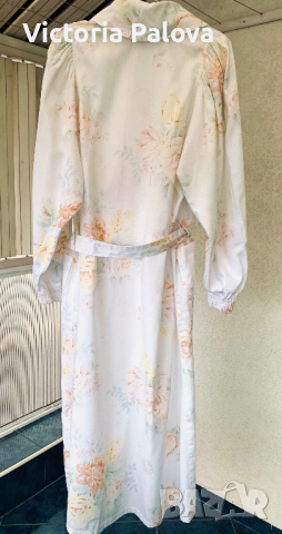 Скъп луксозен халат/пеньоар  LIBELLE  MACO-FROTTIER Австрия, снимка 11 - Други - 44856919