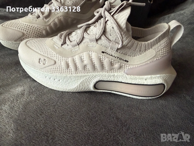 Дамски Under Armour, снимка 2 - Маратонки - 52140587