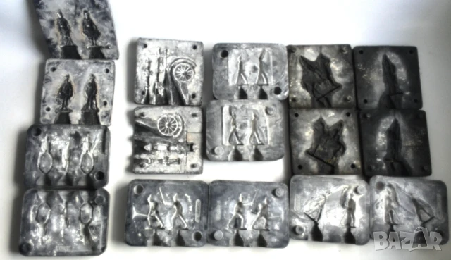 Стари играчки