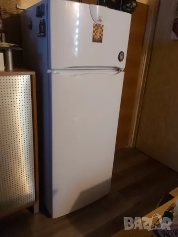 хладилник indesit