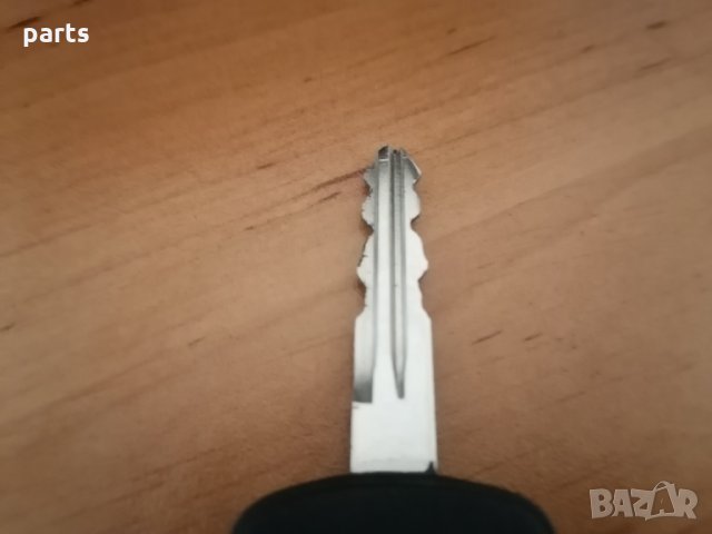 Контактен Ключ Субару Форестър N, снимка 4 - Друга електроника - 33383285