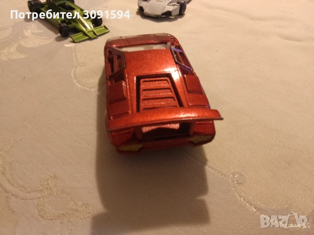 Метално Lamborghini Countach LP -1985 г, Споилера,и крилото се движи при движение  произведена през , снимка 9 - Колекции - 53599500