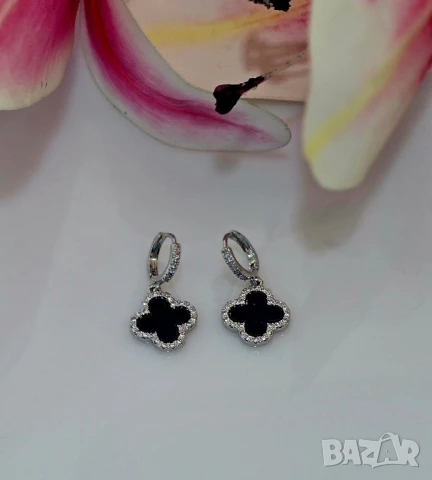 обеци от медицинска стомана в кутия chanel Bvlgari ysl saint laurent , снимка 5 - Обеци - 51147081