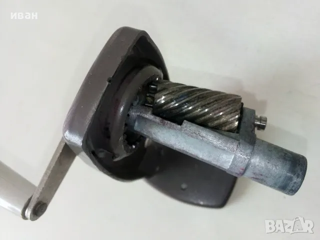 Стара настолна острилка, снимка 5 - Антикварни и старинни предмети - 50393030