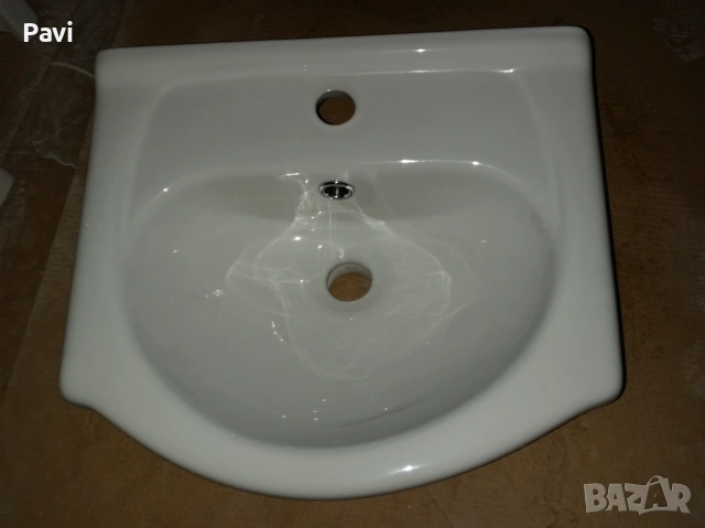 Нова мивка за баня Domus Gravena 45см