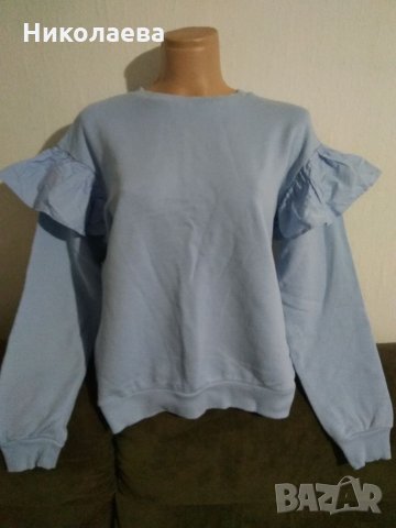 Светло синя блуза с паднал ръкав и къдри, H&M, снимка 1 - Блузи с дълъг ръкав и пуловери - 32955469
