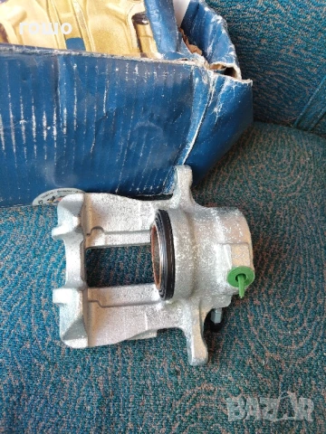 спирачен апарат за Mercedes 0986473819, снимка 2 - Части - 50462160