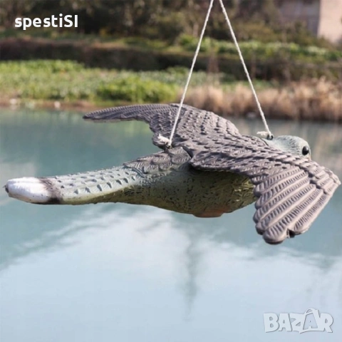 Плашило за птици Сокол в полет – Висящ макет за защита от вредители - КОД 4906, снимка 7 - Други - 53480624