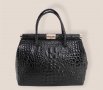 Дамска луксозна чанта от естествена кожа в черно, снимка 1 - Чанти - 34676436