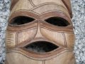 Голяма дървена маска, снимка 1 - Антикварни и старинни предмети - 29067740