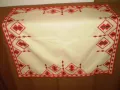 Винтидж ръчно бродирано памучно каре покривка червена бродерия, снимка 5