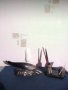 Статуетка мастилница  ,,ПИНГВИН' и поставка за пишещи предмети,ръчно изработена от биволски рог., снимка 3