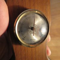 Стар немски барометър, термометър и влагомер PRECISION в корпус от красиво дърво от 70 те години !, снимка 4 - Други инструменти - 26701555