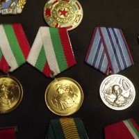 Ордени и медали от соца, снимка 6 - Нумизматика и бонистика - 43958526