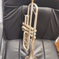 Hirsbrunner Sumiswald B-trompete - Б Тромпет с твърд куфар /Switzerland/, снимка 3 - Духови инструменти - 44860136