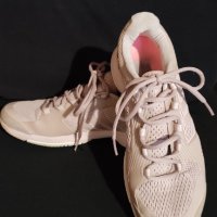 Adidas by Stella McCartney дамски маратонки н.40 и 2/3 цвят пепел от рози пета розово злато, снимка 3 - Маратонки - 43076428