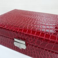 Червена кутия за бижута кожа метал, снимка 6 - Декорация за дома - 35106378